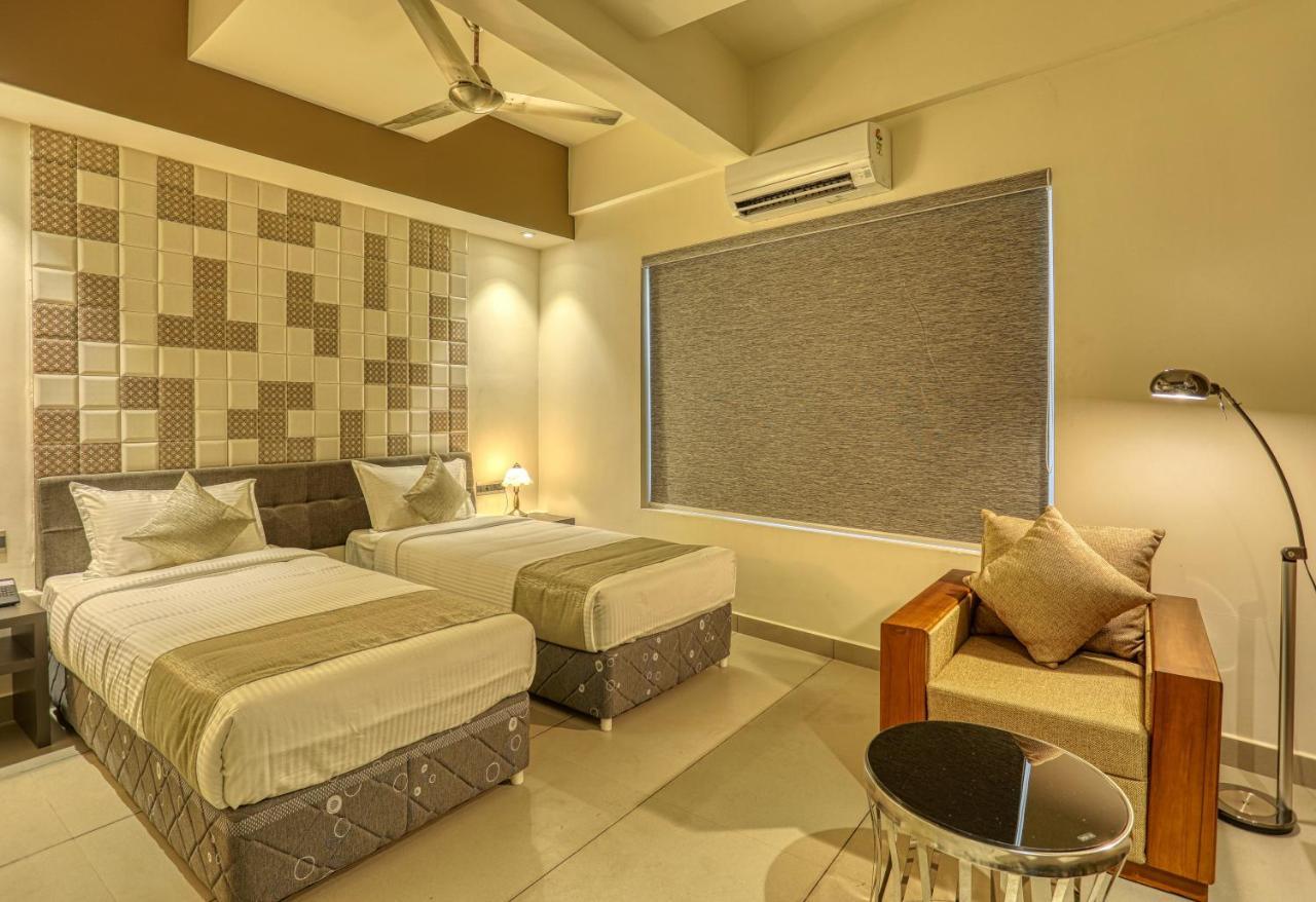 As Airport Inn Kochi Exterior foto