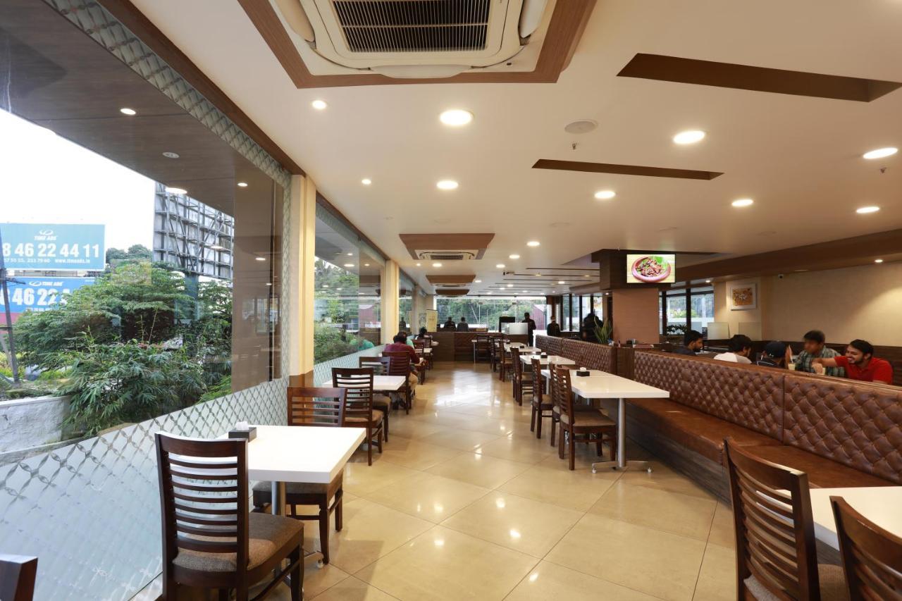 As Airport Inn Kochi Exterior foto